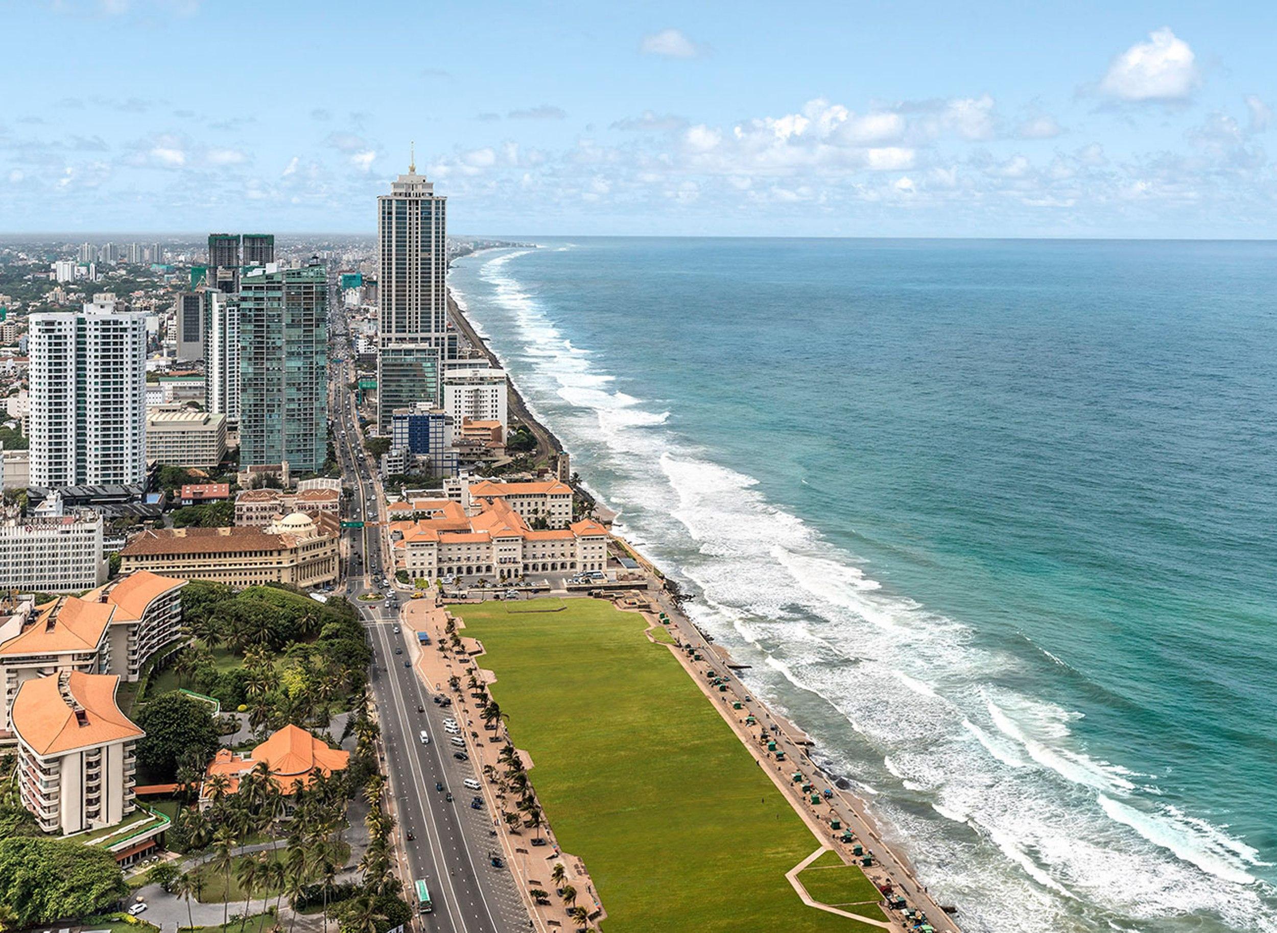 Shangri-La โคลอมโบ ภายนอก รูปภาพ Aerial view of the Boca Raton Resort