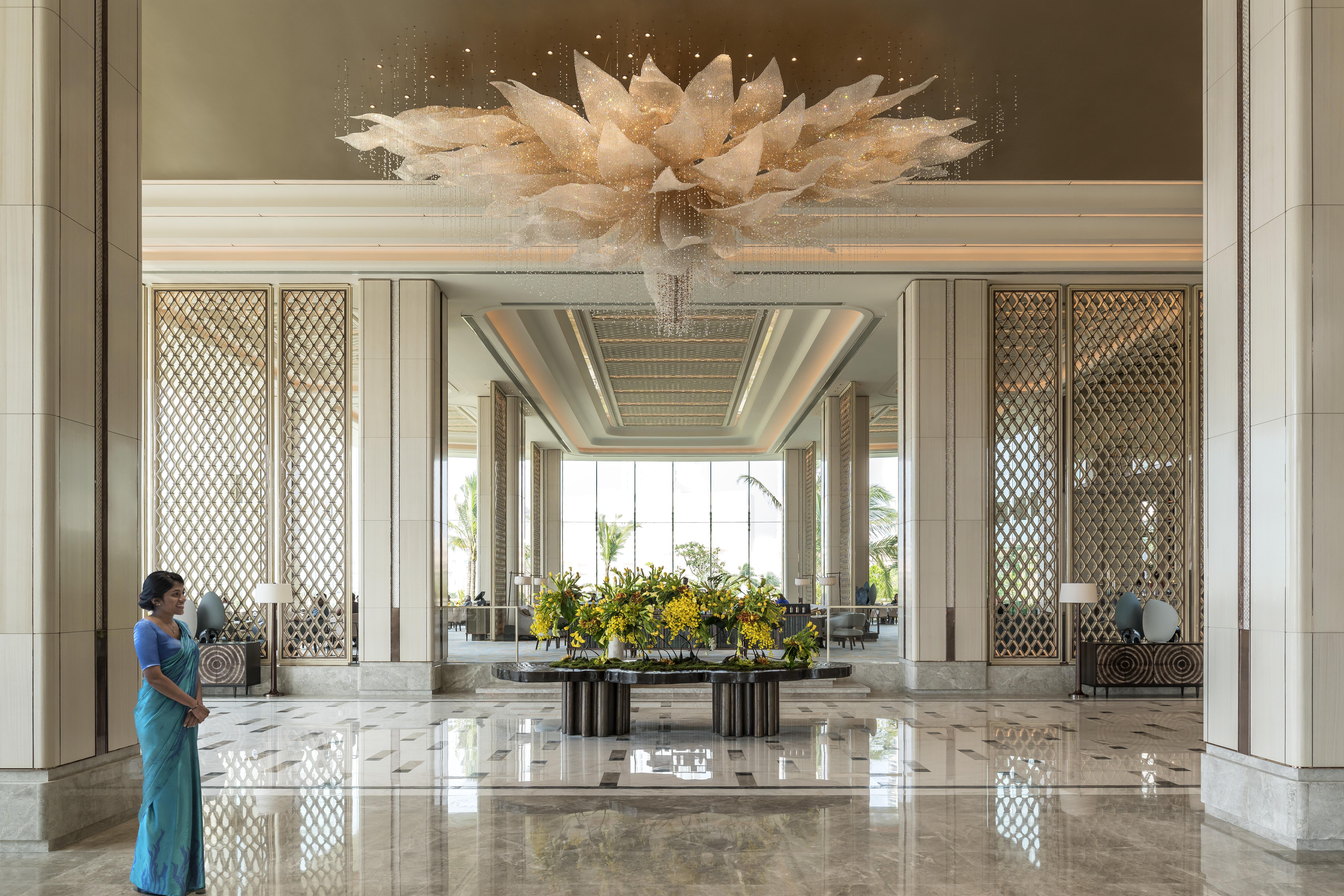 Shangri-La โคลอมโบ ภายนอก รูปภาพ The lobby of the hotel