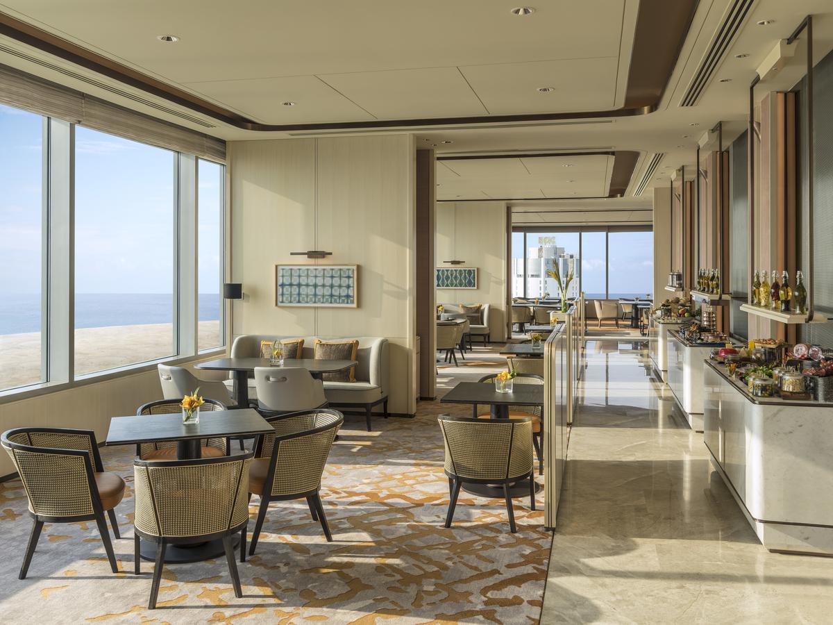 Shangri-La โคลอมโบ ภายนอก รูปภาพ Club Lounge at the Ritz-Carlton, DIFC
