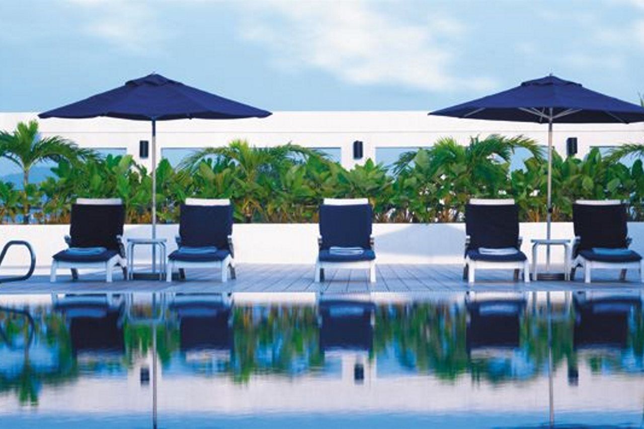 Shangri-La โคลอมโบ ภายนอก รูปภาพ The pool at the hotel