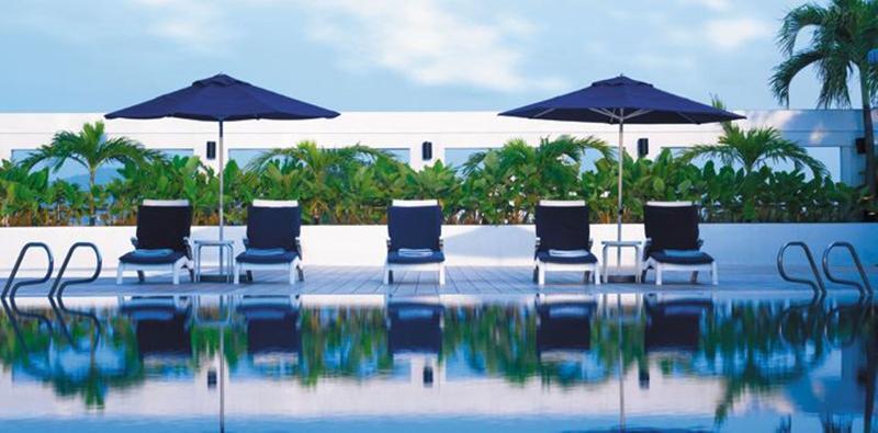 Shangri-La โคลอมโบ ภายนอก รูปภาพ The pool at the hotel